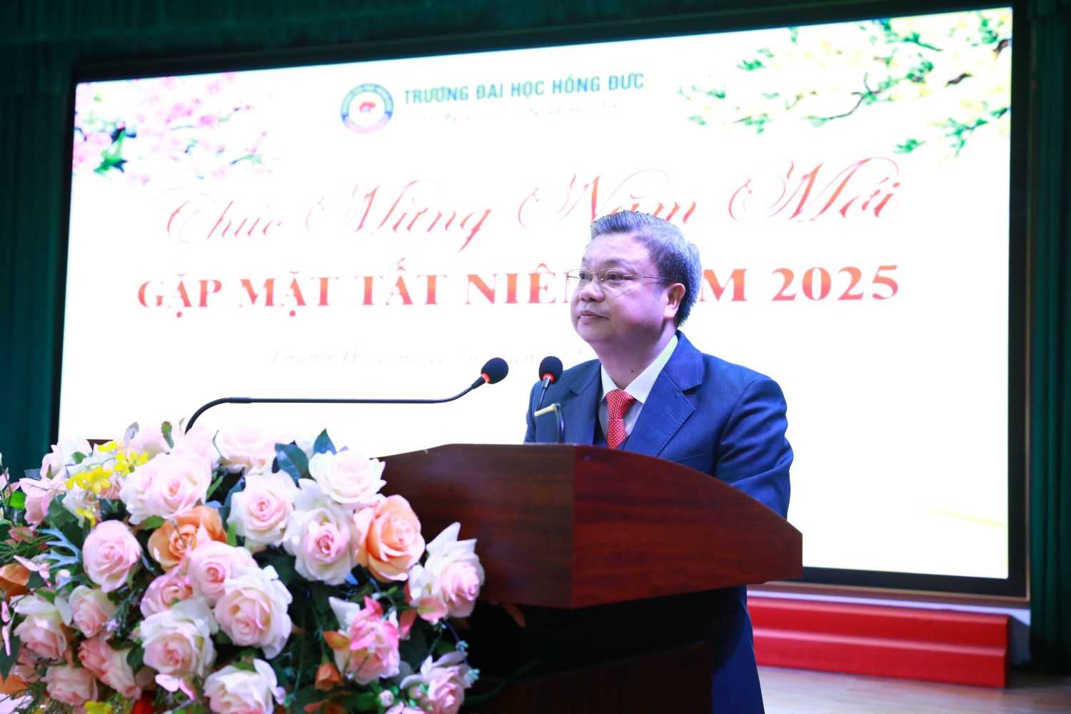 Trường Đại học Hồng Đức tổ chức Gặp mặt Tất niên năm 2025